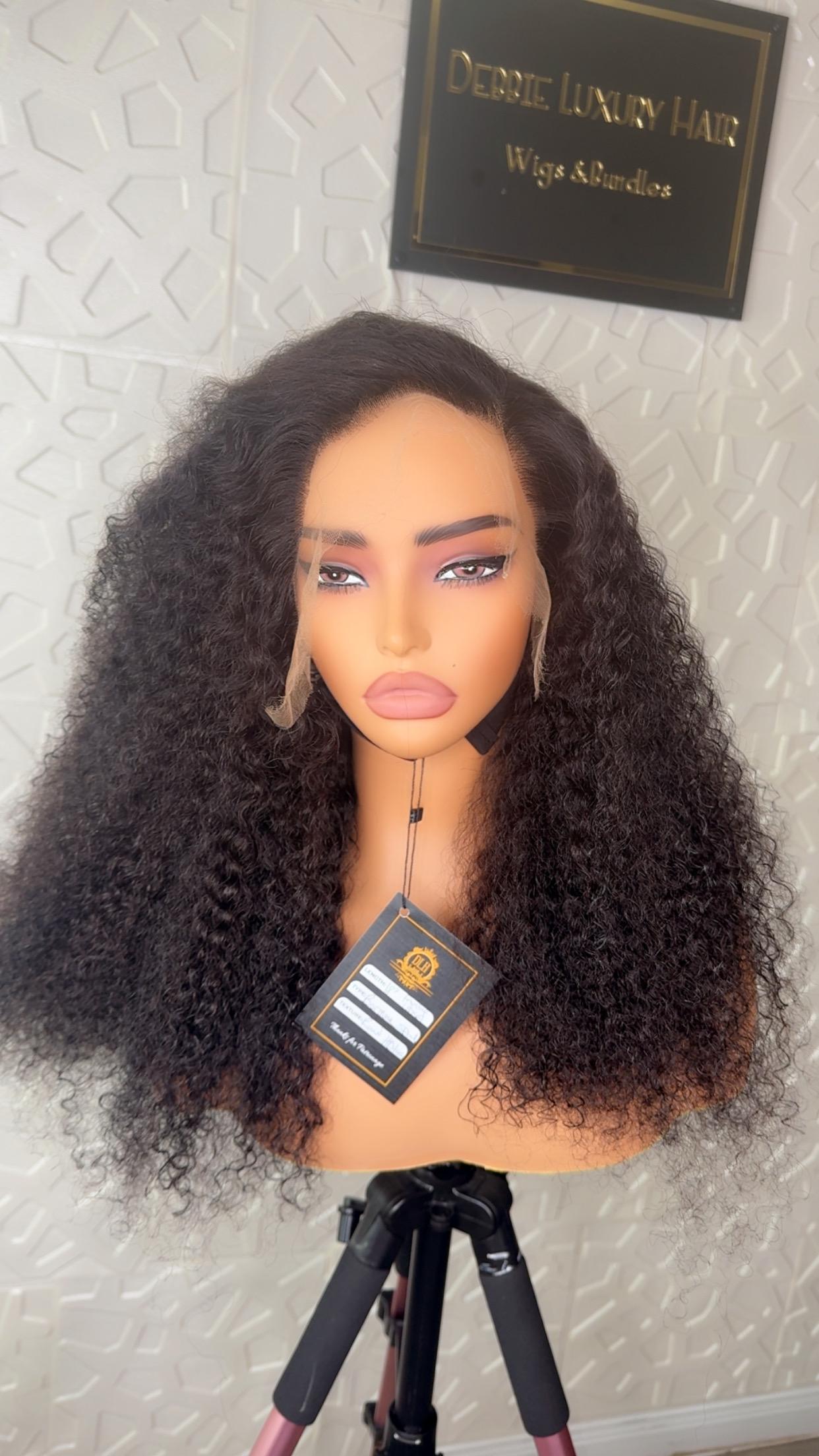 Burmese Curl (Frontal), photo 1